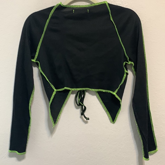 Shein Black Green Trim Cropped Tie Front Long Sleeve Top - Picture 6 of 6